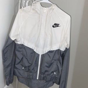 Nike wind breaker